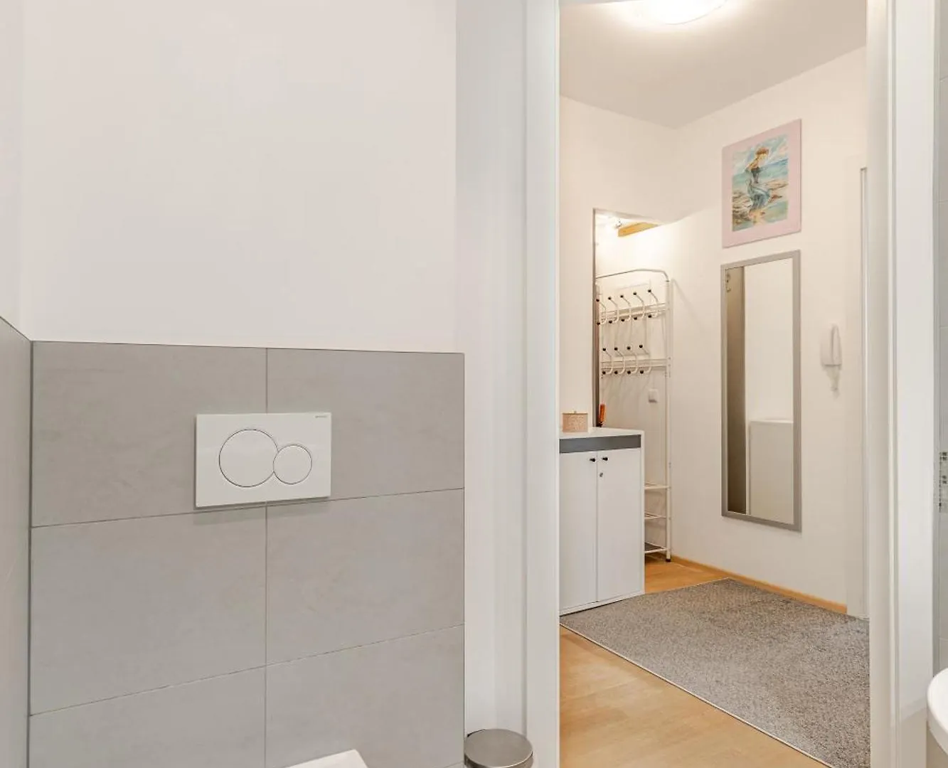 Chic Parisienne A Vienne - French Flair In The Heart Of Vienna Apartment